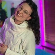 Profesora de apoyo en redacción de textos jurídicos universitarios